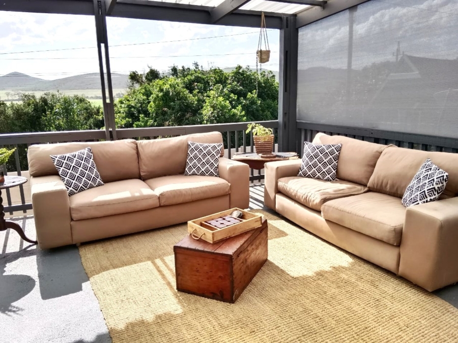 2 Bedroom Property for Sale in Fraaiuitsig Western Cape